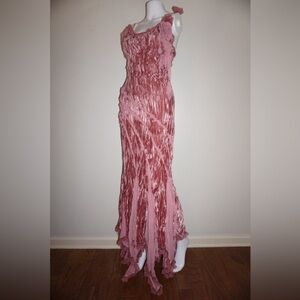 VINTAGE CRUSHED PINK VELVET DRESS W ROSETTE DETAILS